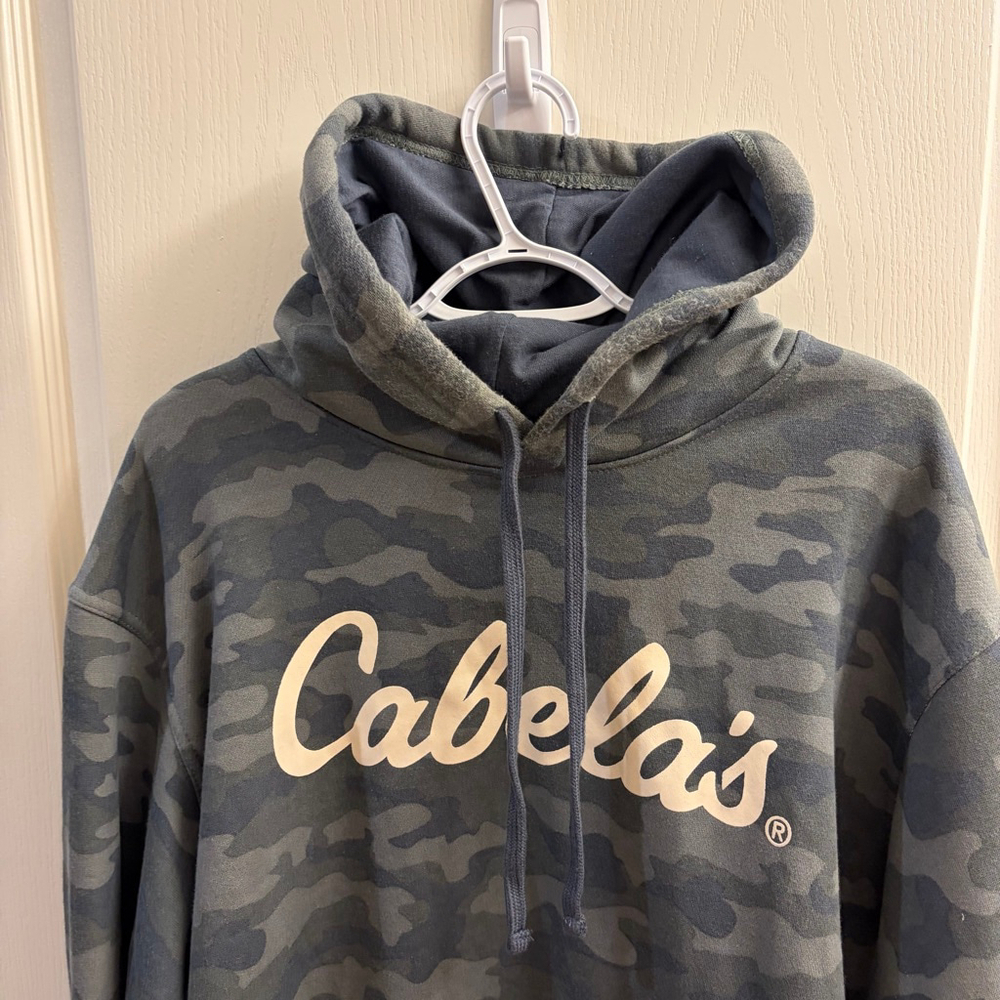 Cabelas Camo Hoodie Cowboy - Picture 2 of 4